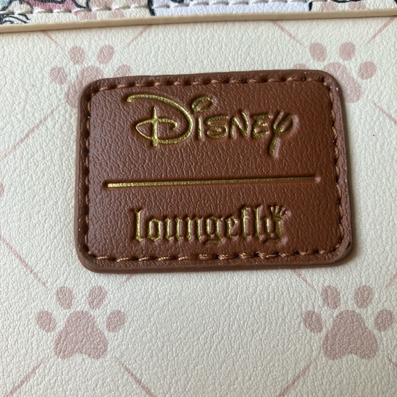 NWT Disney Loungefly Cream and Brown Paw Print Bag - Picture 4 of 7